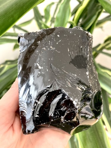 pierre obsidienne noire